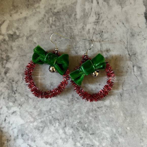 Christmas Wreath Earrings - Picture 2 of 3